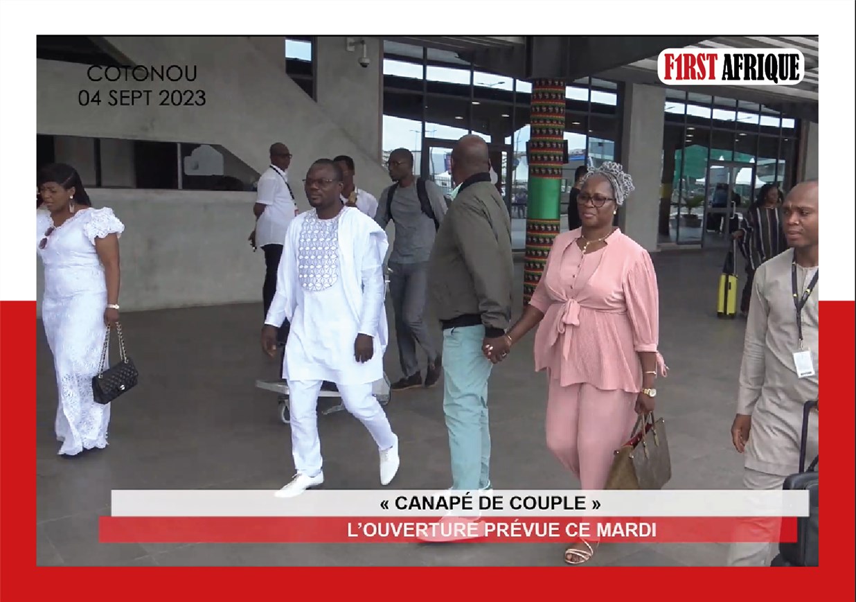 CanapÉ De Couple 2023